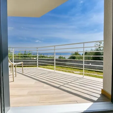 Opatija Ika Meerblick & Garten Appartement *
